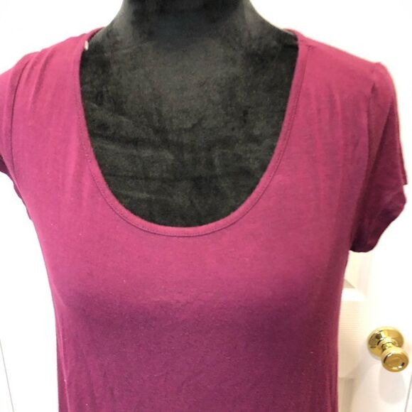 Socialite burgundy cap sleeve tee shirt dress size medium - Picture 3 of 6